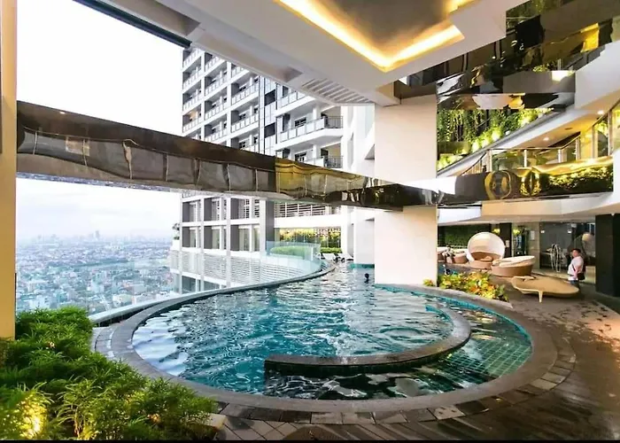 Aparthotel 1br Loft At Gramercy Makati With Free Pool Access And Wifi