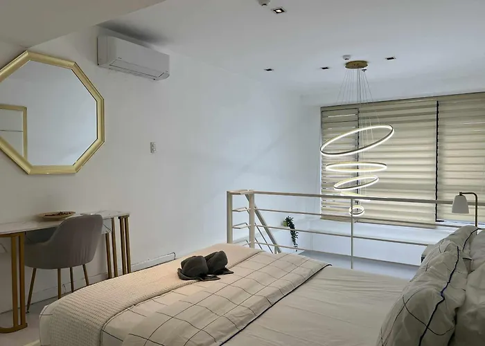 Aparthotel 1br Loft At Gramercy Makati With Free Pool Access And Wifi Manila