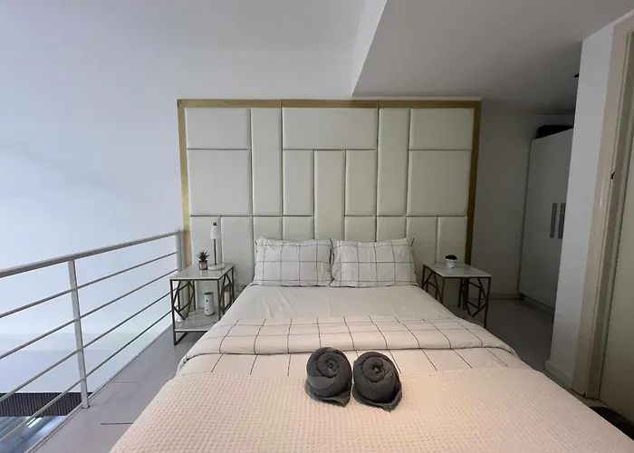 1br Loft At Gramercy Makati With Free Pool Access And Wifi